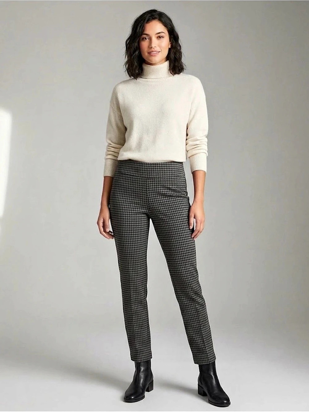 Up! Houndstooth Skinny Pants in Black & Gray